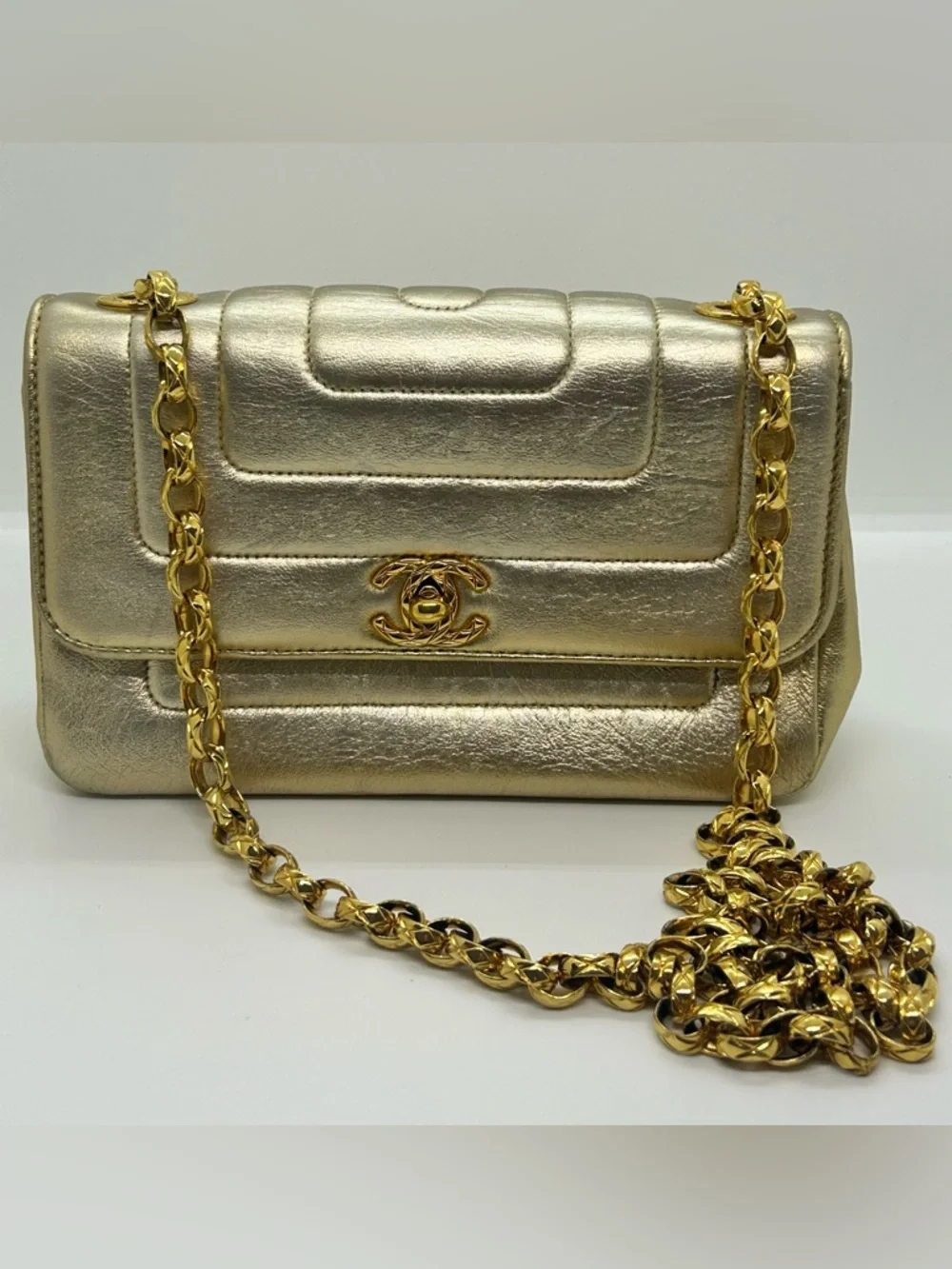 CHANEL Vintage Metallic Gold Vertical Quilt Bijou Chain Mini Border Flap Bag